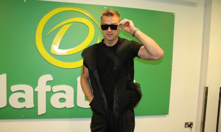 63F15046-FB49-48DD-8E0A-BB5B6283ACB4