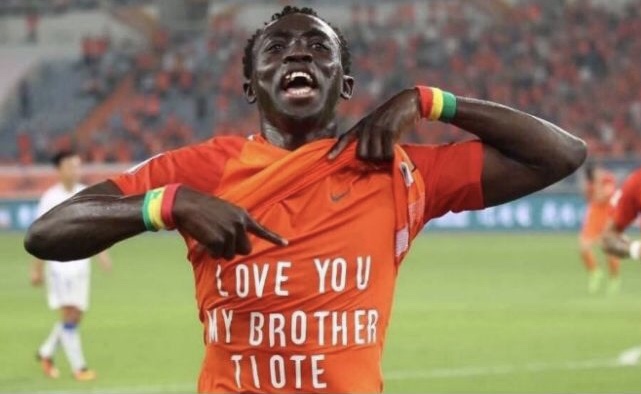 A2ADB786-0301-4033-99C9-854E74A72341