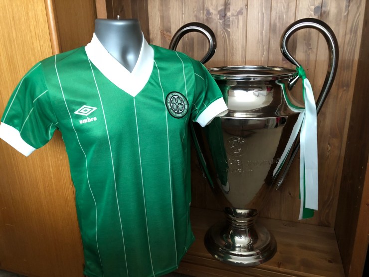 8B6B9DB9-1F49-4B30-B6A4-D53D744DCEC5