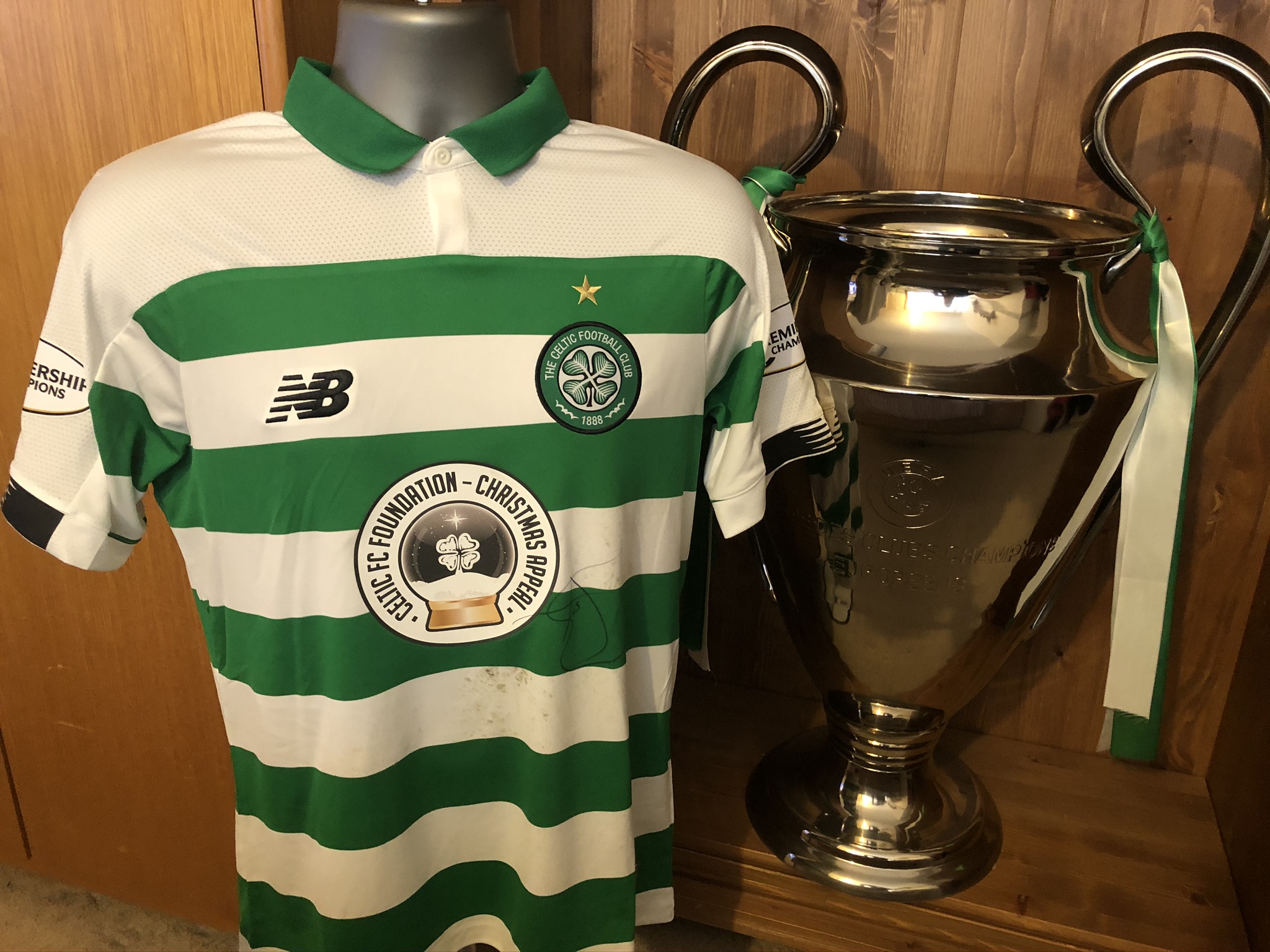 BF72CA24-944F-406D-B52B-F17B7BD8A4FA