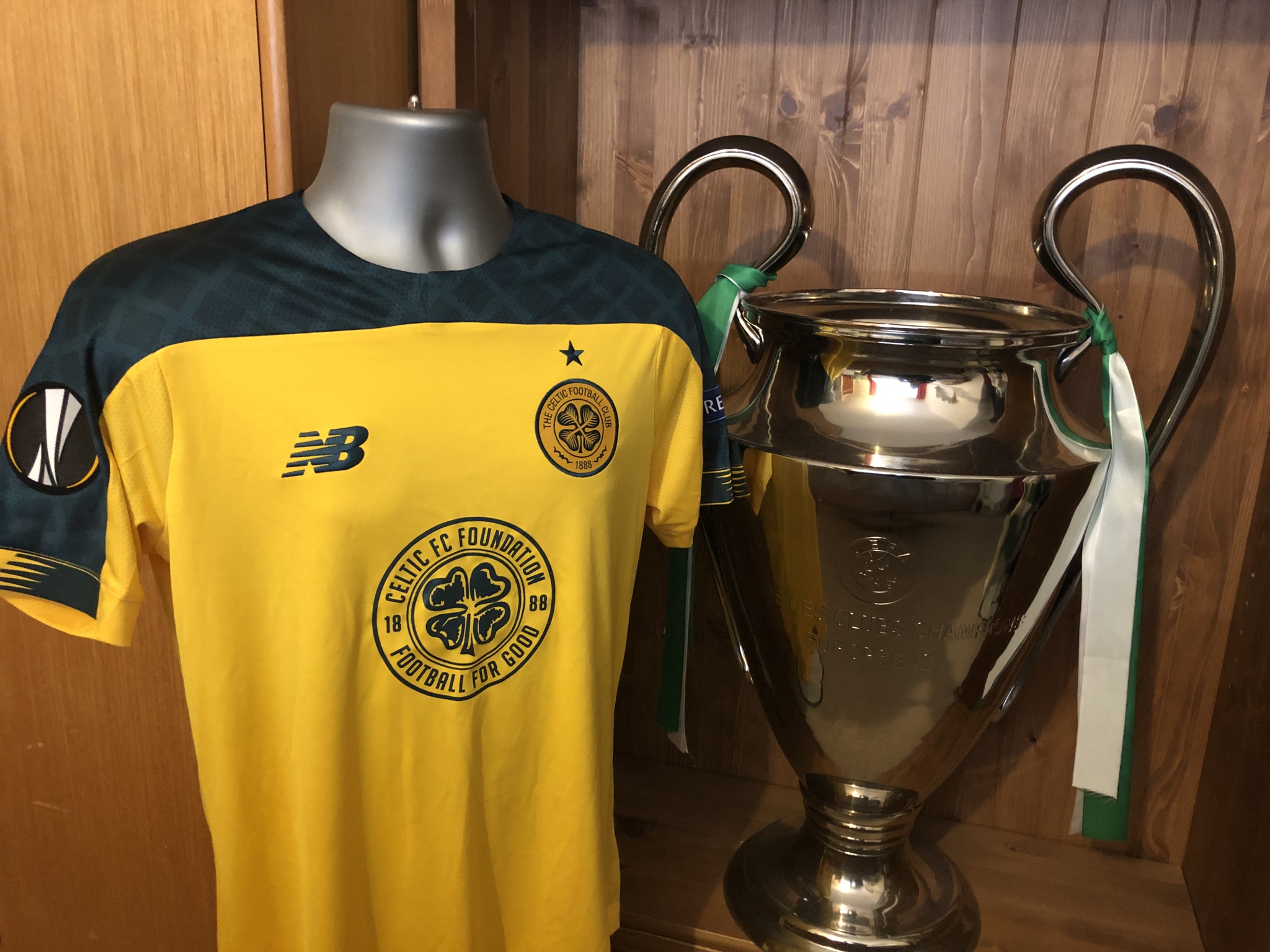 71A7DD98-4326-4AE2-AADF-4B04513E9DDB